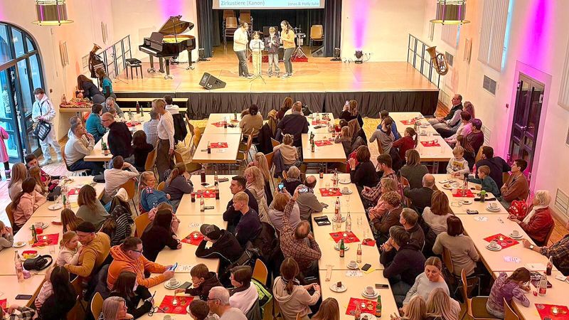 Junge Klänge, großer Applaus - unsere Jugend begeistert beim Lampenfiebernachmittag